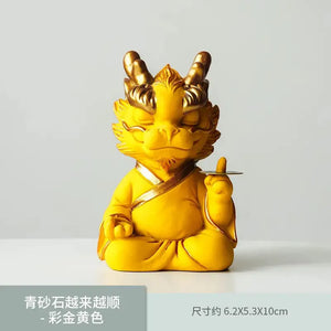The mascot of wealth-attracting divine dragon ornament for desktop, which means always having money, is used for home living rooms, hallways, and office decoration Ornaments
