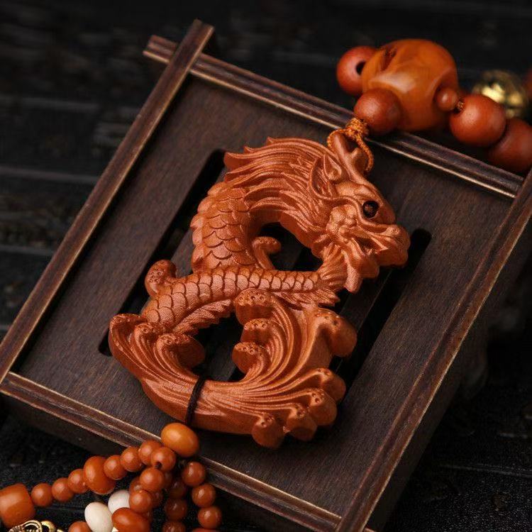 Creative gift mahogany pendant, eight-character dragon pendant, car interior supplies, wooden decoration Ornaments