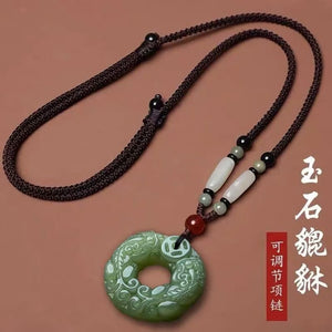 Double-sided carved Pixiu pendant for men and women, jade Pichu lucky couple's Pixiu pendant, jade pendant
