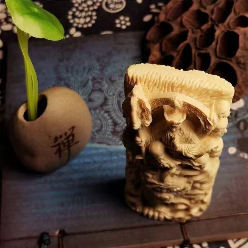 Mammoth ivory Ksitigarbha Bodhisattva ice jelly material pendant brand ornaments for men and women gift carving collection