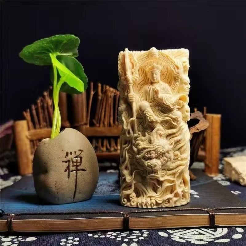 Mammoth ivory Ksitigarbha Bodhisattva ice jelly material pendant brand ornaments for men and women gift carving collection