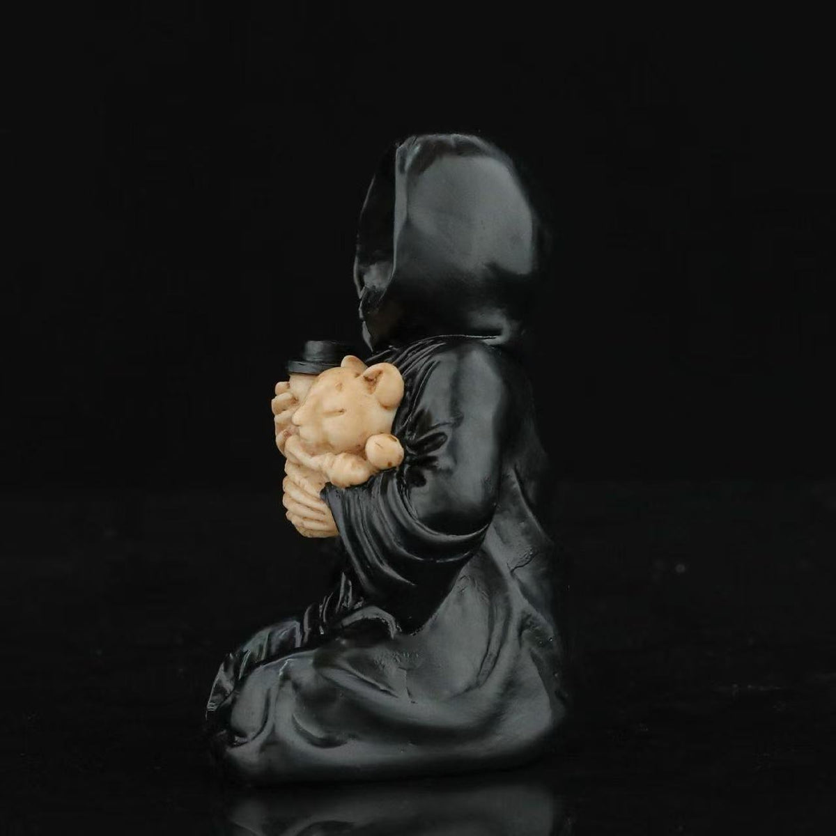 New Halloween Gothic Mysterious Grim Reaper Figurine Living Room Decor, Kids' Room, Desk, Bookshelf, Party Ornament