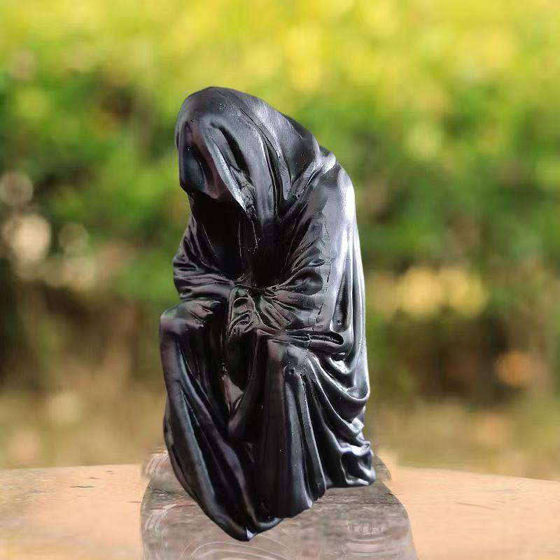 Ghost Sorcerer Death Robe Desktop Creative Resin Figurine Retro Niche Eccentric Party Sculpture