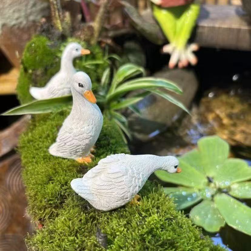Simulation cartoon garden cute mini duck animal ornaments garden courtyard potted decoration home pastoral