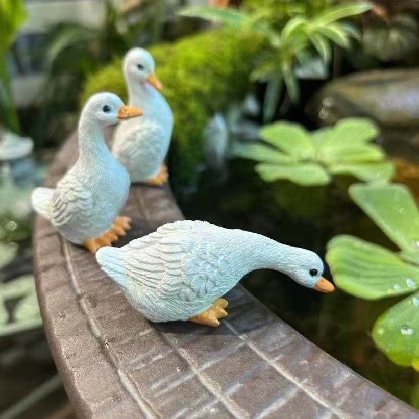 Simulation cartoon garden cute mini duck animal ornaments garden courtyard potted decoration home pastoral