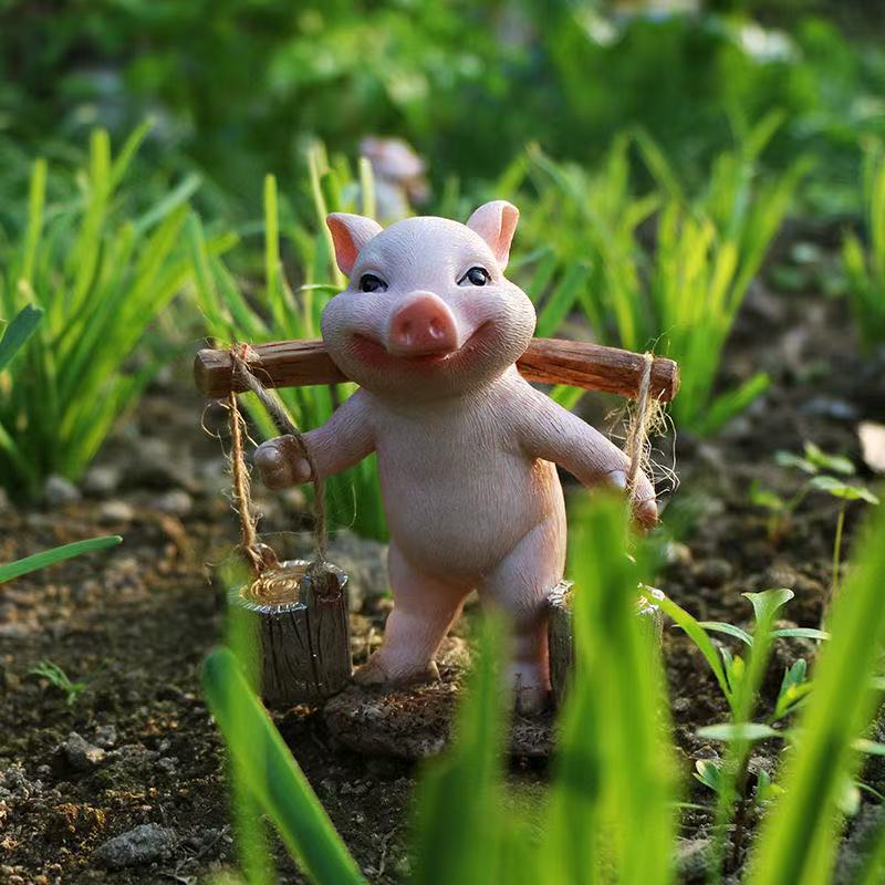 Micro landscape ornaments for rural gardens and gardens, childlike and cute pig ornaments