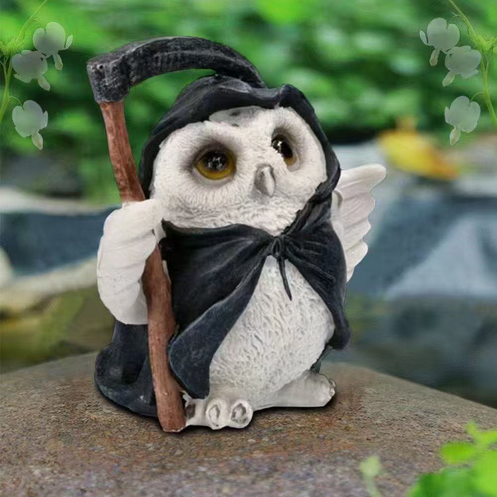 Cute handheld creative owl resin crafts ornaments desktop decoration TV cabinet living room home