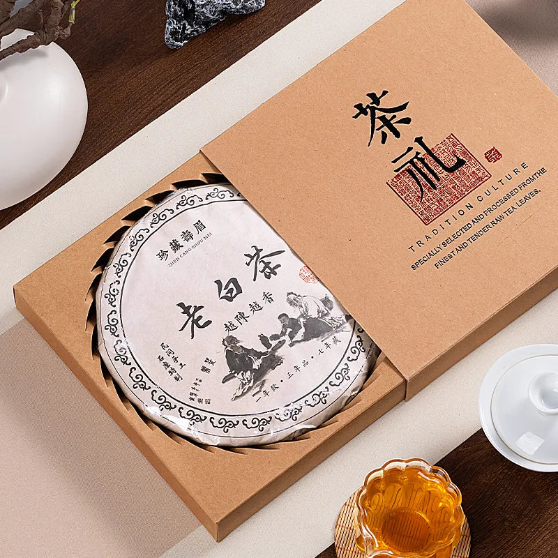 Fuding Old White Tea 2015 Authentic Shoumei Strong Aroma Tea Aged Gongmei Tea Cake Gift Box Set for Gift Giving 350g