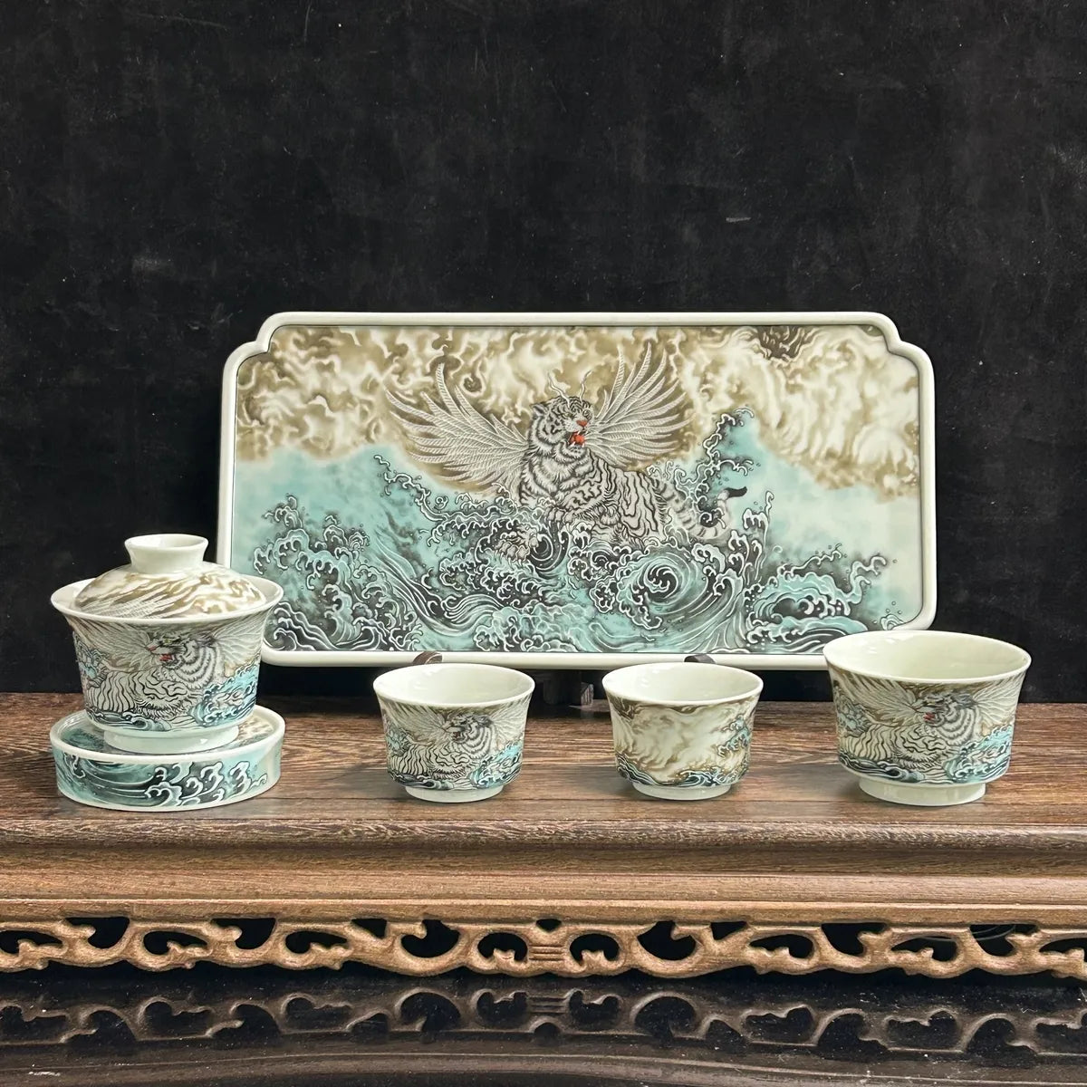 Jingdezhen Ceramic Famille Rose Porcelain "Adding Wings to a Tiger" Tea Tray and Tea Set, Chinese Style High-End Tea Set for Home Use and Gift Giving