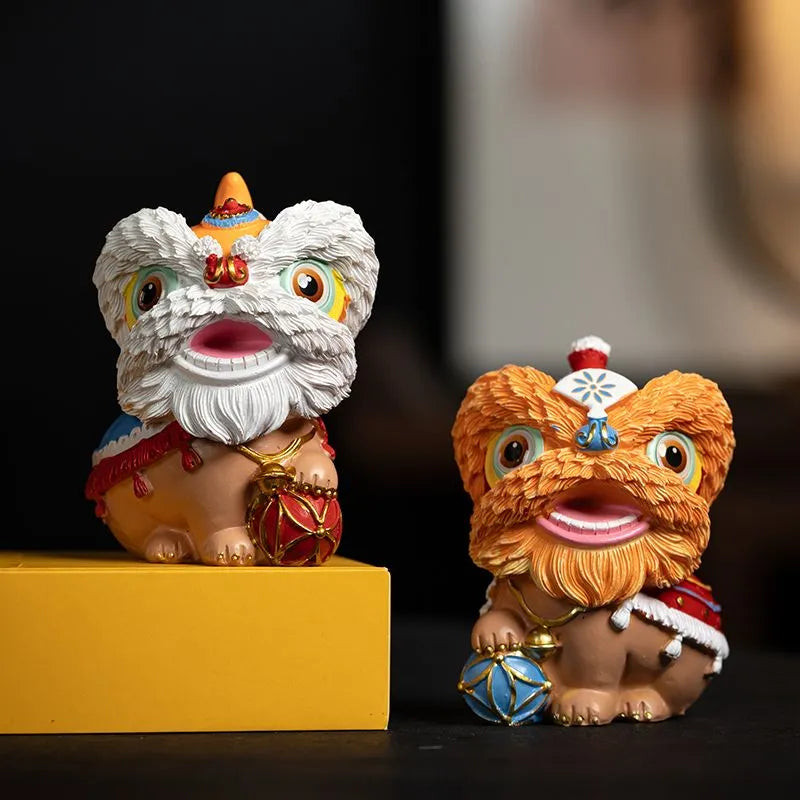 The new Chinese trendy resin tea pet of waking lion, Forbidden City fortune-telling tea tray ornament, desktop and living room cultural and creative lion dance entrance decoration.